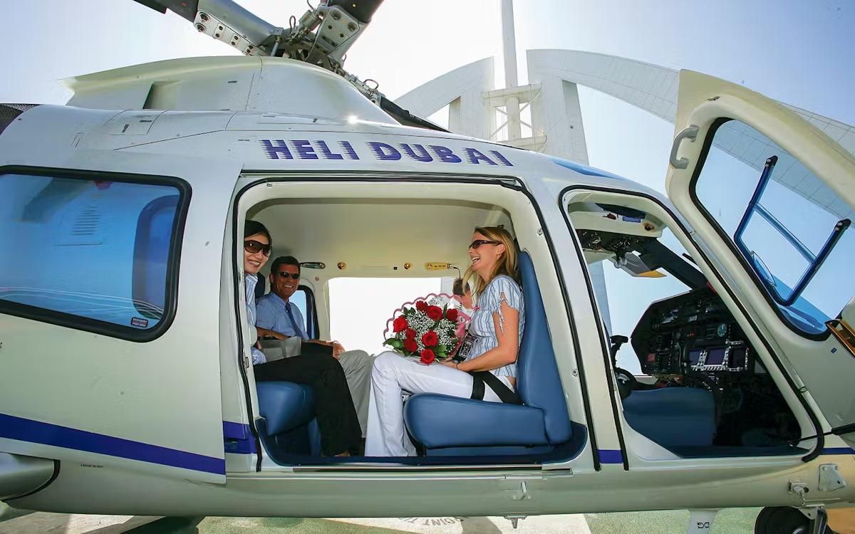 30-Minute Helicopter Tour over Dubai with free Transfers - Image 4